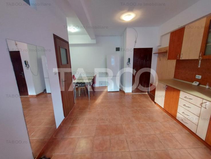 Apartament 2 camere 40 mpu mobilat si utilat in zona Terezian