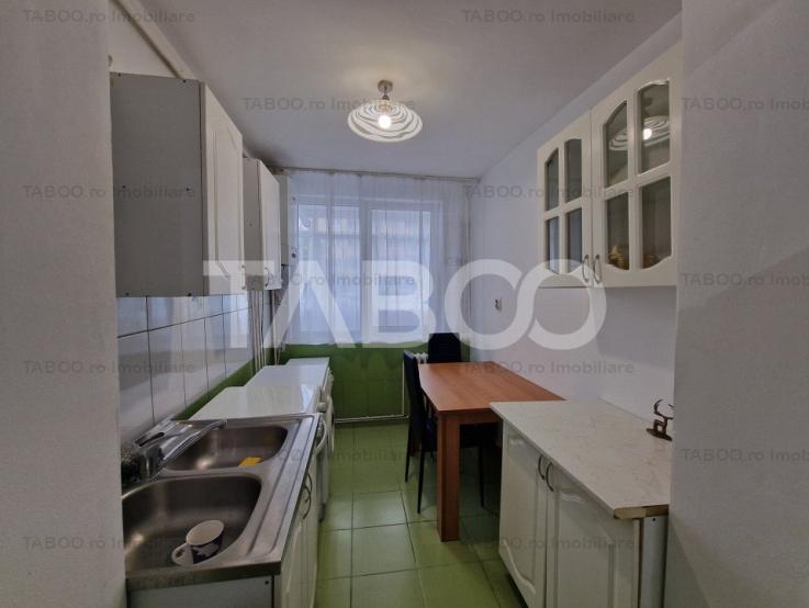 Apartament cu 2 camere mobilat cu vedere spre Bulevardul Mihai Viteazu