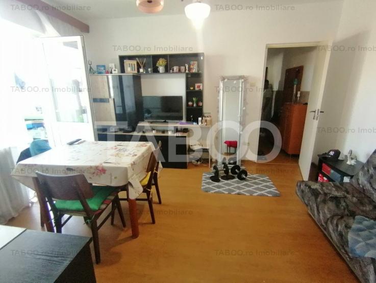 Apartament 2 camere de vanzare mobilat balcon zona Mihai Viteazu Sibiu