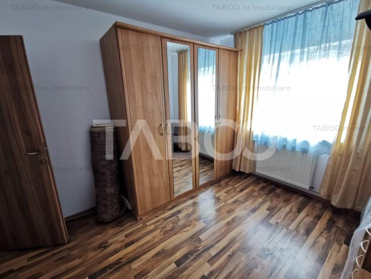 Apartament cu 3 camere 2 bai in zona Turnisor din Sibiu