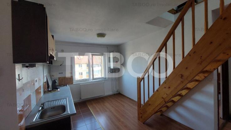 Apartament de vanzare 3 camere mobilate Valea Aurie Sibiu