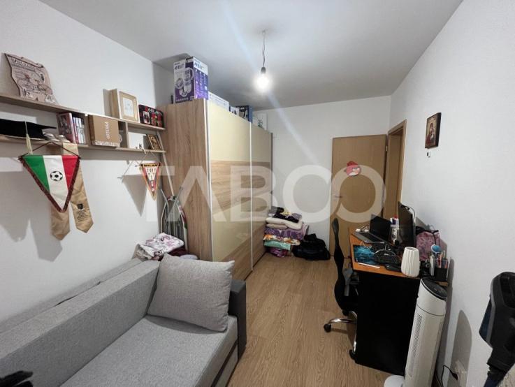 Apartament 3 camere decomandat cu vedere superba spre munte - Sibiu 