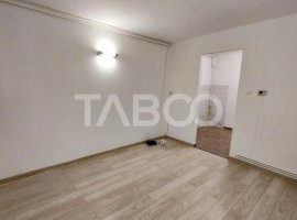 Garsoniera recent renovata 1 baie 22 mp utili zona Ampoi 1 Alba Iulia