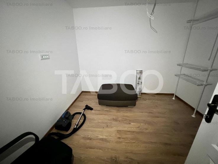 Apartament decomandat 3 camere 56mp utili balcon lift Recea Alba Iulia