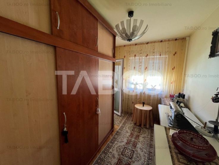 Apartament 3 camere decomandate si 2 balcoane zona Strand Sibiu