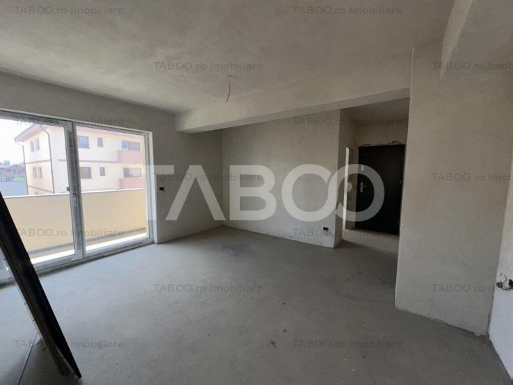 Apartament etaj 2 decomandat 64 mpu 2 balcoane 2 locuri de parcare