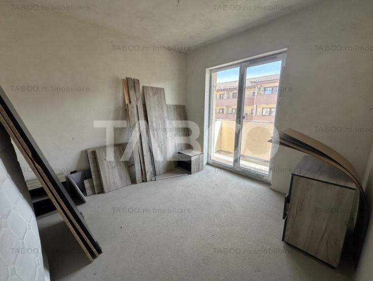 Apartament etaj 2 decomandat 64 mpu 2 balcoane 2 locuri de parcare