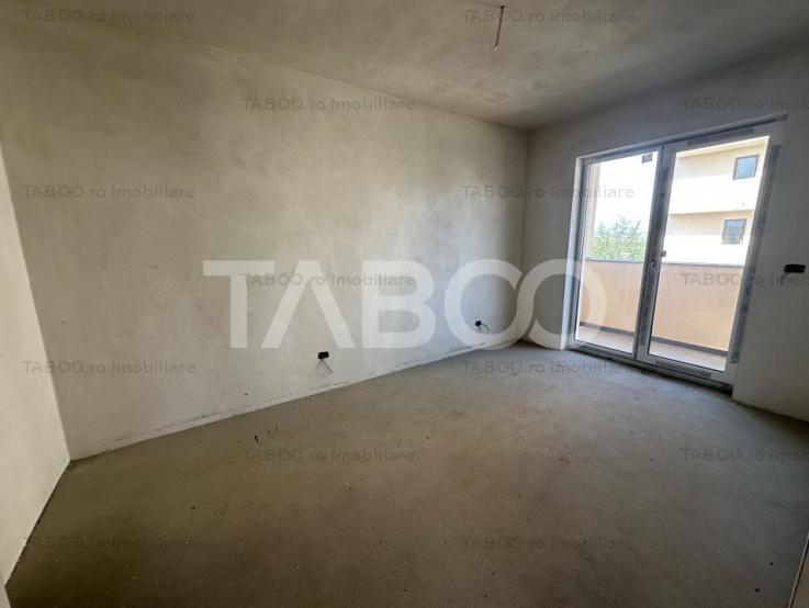 Apartament etaj 2 decomandat 64 mpu 2 balcoane 2 locuri de parcare