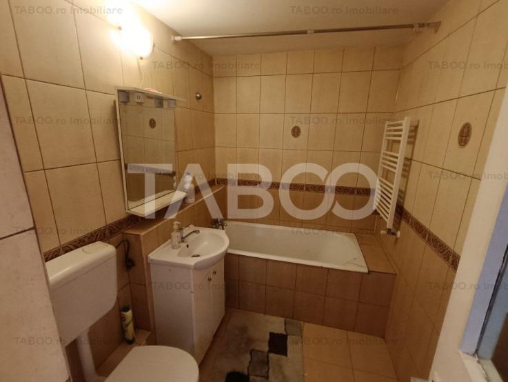 Apartament 3 camere 2 bai 70 mp utili mobilat etaj 3 Cetate Alba Iulia