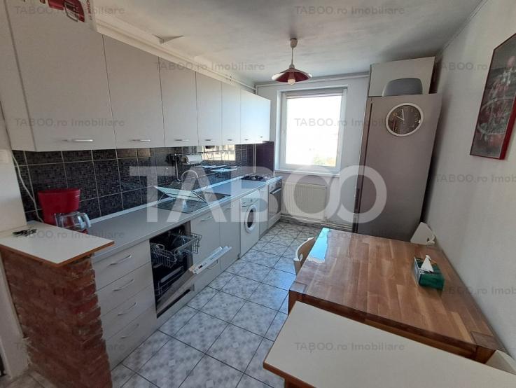 Zona buna si predare imediata! Apartament cu 2 camere Mihai Viteazul