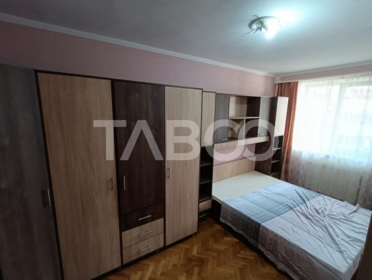 Apartament 3 camere 65mpu mobilat pivnita 2 balcoane etaj 2 Alba Iulia