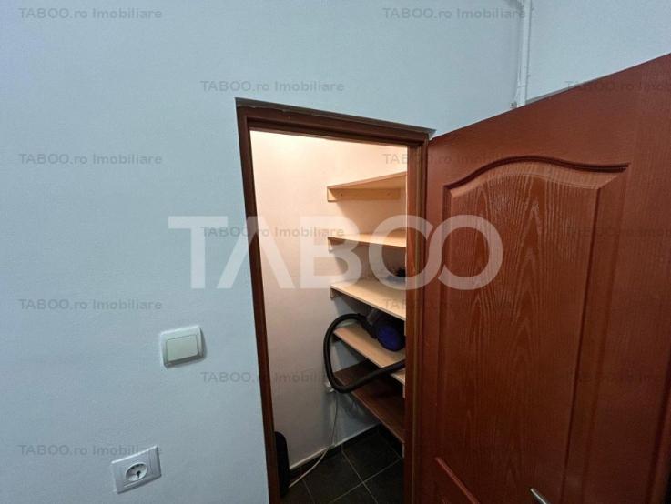 Apartament 3 camere de inchiriat 54 mpu zona centrala in Sibiu