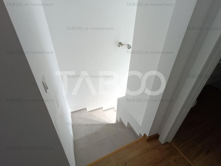 Casa tip duplex 4 camere 2 bai 115 mp utili terasa curte Alba Iulia