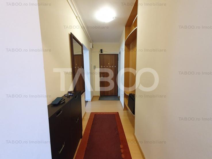 Apartament 3 camere 2 bai de inchiriat in zona Garii