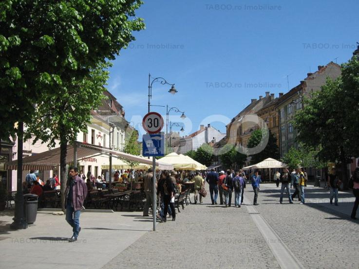 Spatiu comercial de inchiriat 84 mp utili in Sibiu Piata Mare