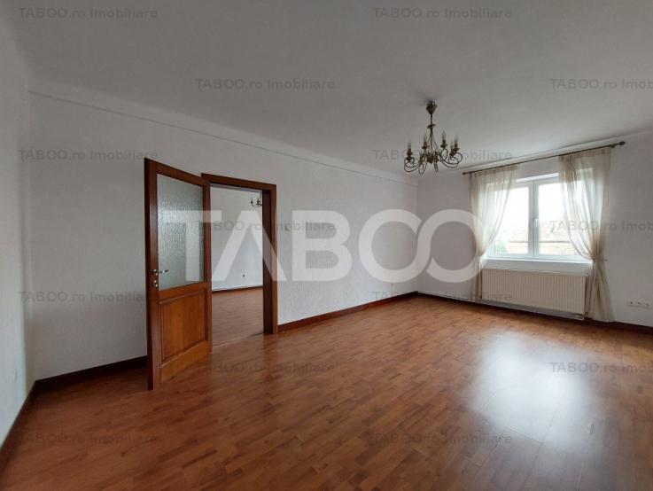 Apartament vila zona centrala 68 mpu 2 camere spatioase etaj 2 Sibiu