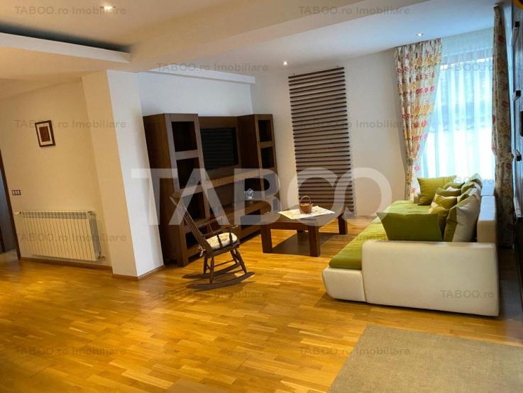 Apartament la vila in zona Calea Poplacii - teren de 150 mp liber