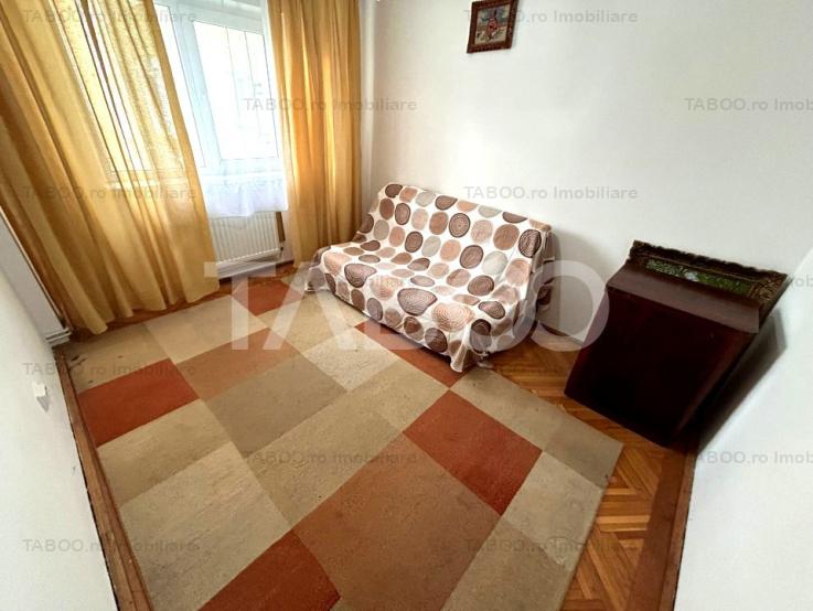 Apartament de inchiriat 2 bai 2 balcoane 87 mpu zona Calea Dumbravii