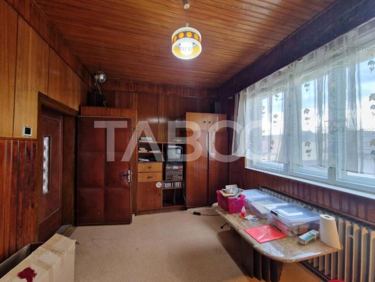 Oferta! Apartament 4 camere, birou si spatiu comercial central Sibiu