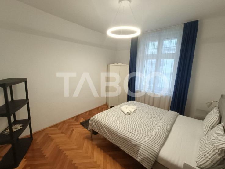 Apartament decomandat cu 2 camere si pod mansardabil - Centrul Istoric