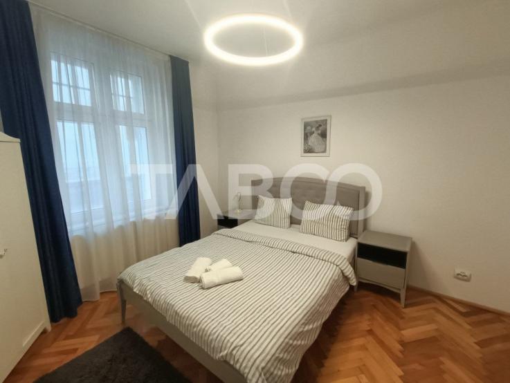 Apartament decomandat cu 2 camere si pod mansardabil - Centrul Istoric