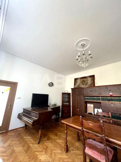 Apartament de vanzare 5 camere 166 mpu in zona Trei Stejari din Sibiu