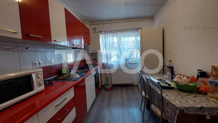 Apartament de vanzare 2 camere parcare etaj 3 Zona Arhitectilor