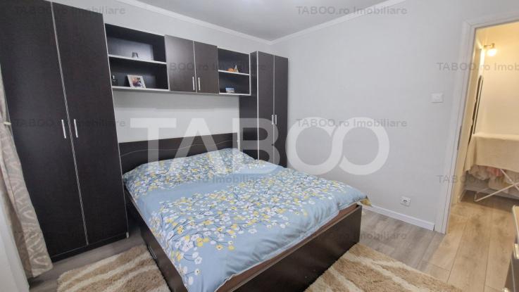 Apartament cu 2 camere calduros si spatios de vanzare in Vasile Aaron