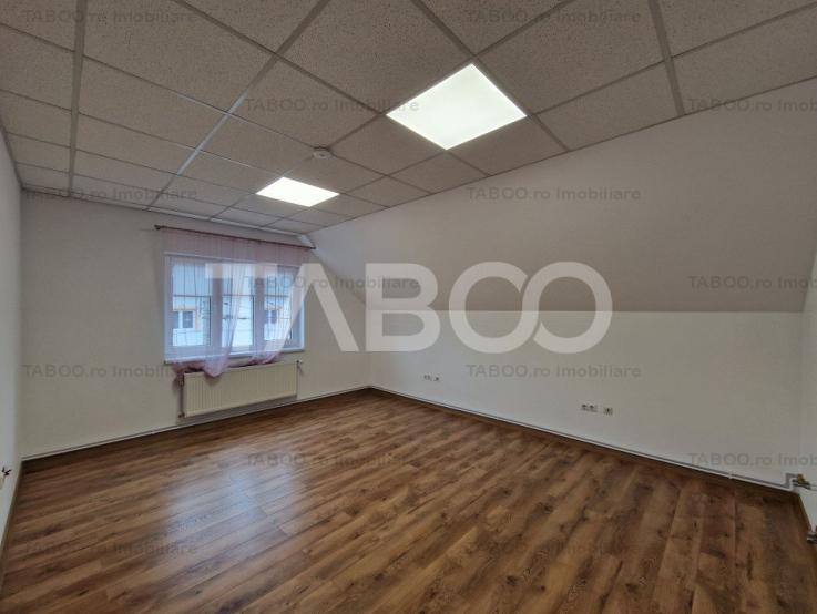 Apartament etaj 1 decomandat 4 camere 2 locuri parcare Trei Stajeri