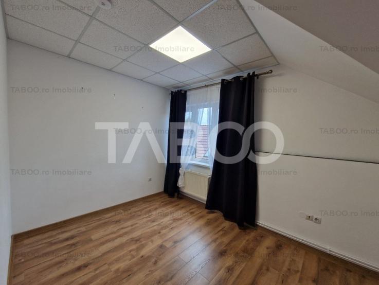 Apartament etaj 1 decomandat 4 camere 2 locuri parcare Trei Stajeri