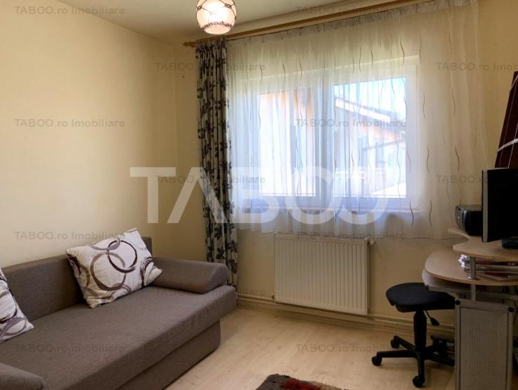 Mansarda 2 camere 47 mpu decomandat situat in zona Valea Aurie Sibiu