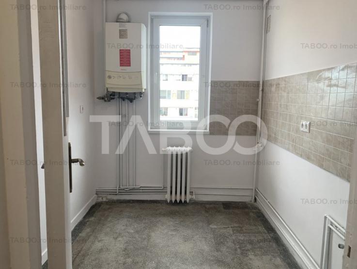 Apartament 2 camere 45mpu balcon 4mp boxa subsol 10mp Mihai Viteazu