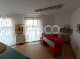 Spatiu comercial 5 incaperi 3 bai 107 mp utili boxa Cetate Alba Iulia