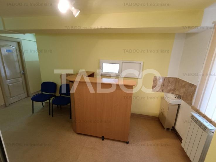 Spatiu comercial 5 incaperi 3 bai 107 mpu boxa 9 mp Cetate Alba Iulia