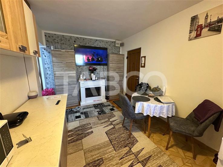 Apartament decomandat mobilat si utilat de 2 camere Terezian 