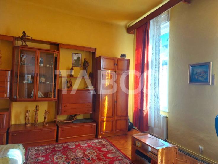 Apartament  de vanzare 90 mp  etaj 1 vila deosebita Sibiu