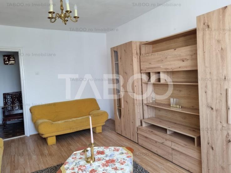 Apartament cu 3 camere 71 mpu si balcon pe Bulevardul Mihai Viteazul