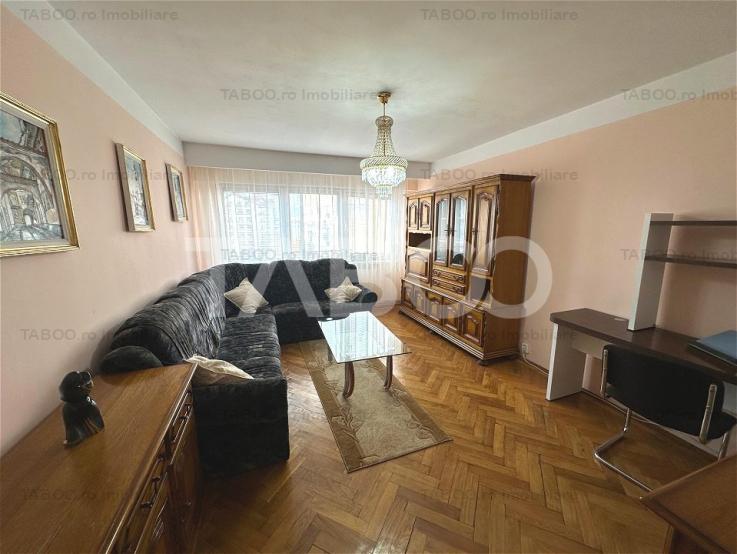 Apartament decomandat 74mpu cu 3 camere si balcon mobilat si utilat