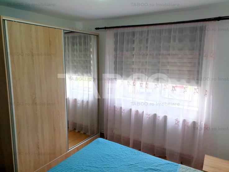 Apartament de inchiriat 3 camere Vasile Aaron disponibil imediat