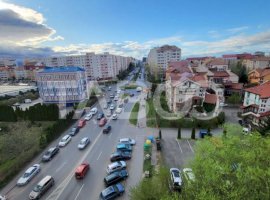 Apartament 3 camere 2 balcoane etaj intermediar Bd Mihai Viteazul