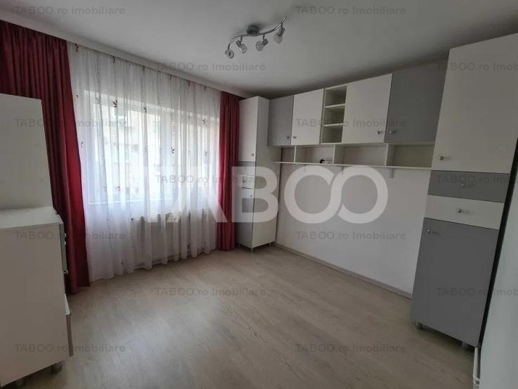 Apartament decomandat 2 camere balcon pivnita zona Valea Aurie Sibiu