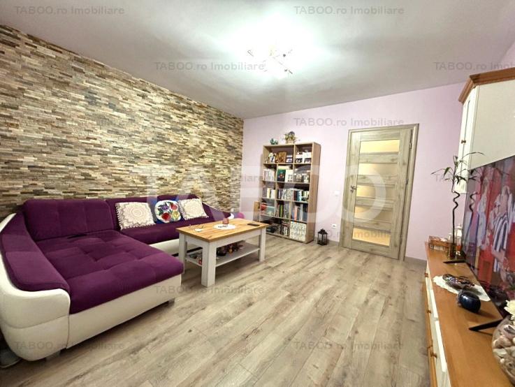 Apartament modern 3 camere decomandat 70 mpu 2 bai 2 balcoane in Sibiu