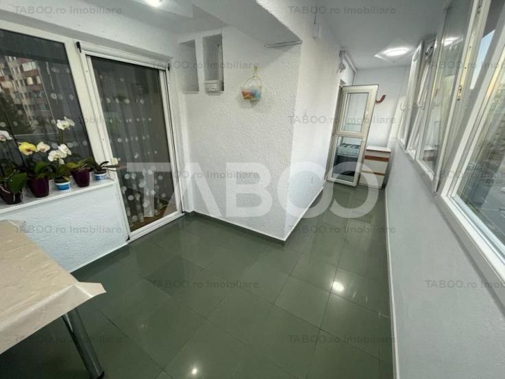 Apartament de lux etaj intermediar cu 3 camere si balcon Mihai Viteazu