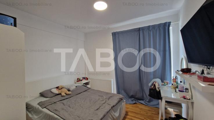 Apartament decomandat de vanzare 2 camere balcon si parcare subterana