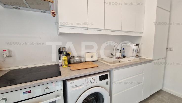 Apartament decomandat de vanzare 2 camere balcon si parcare subterana