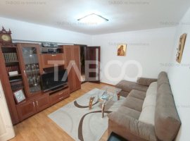 Apartament 4 camere 2 bai 77 mpu mobilat utilat pivnita etaj 3 Sebes