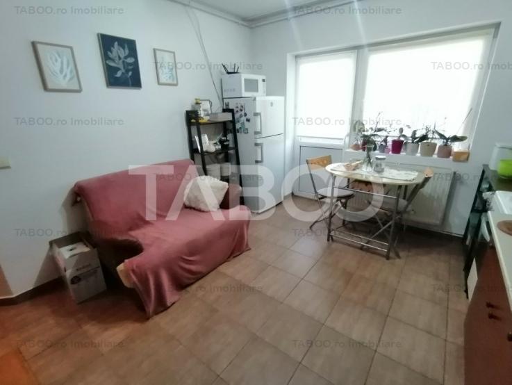 Apartament mobilat si utilat 2 camere 37 mp utili si balcon Turnisor