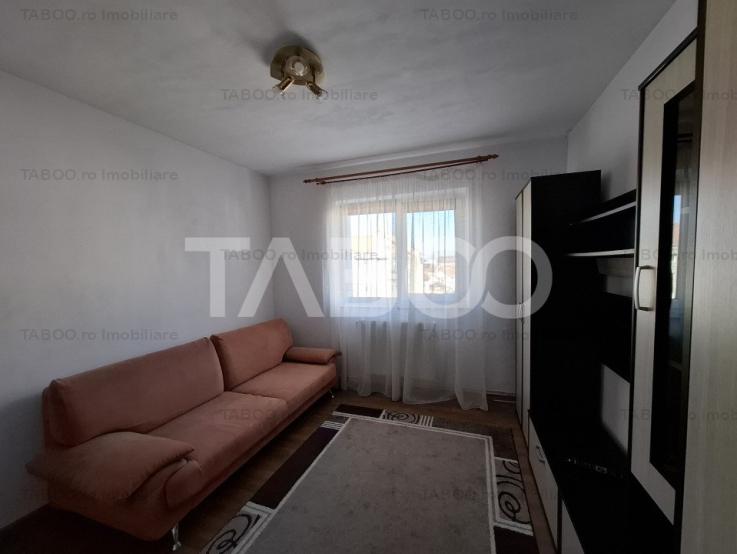 Apartament 2 camere 51 mp 2 balcoane bloc cu lift zona Turnisor Sibiu