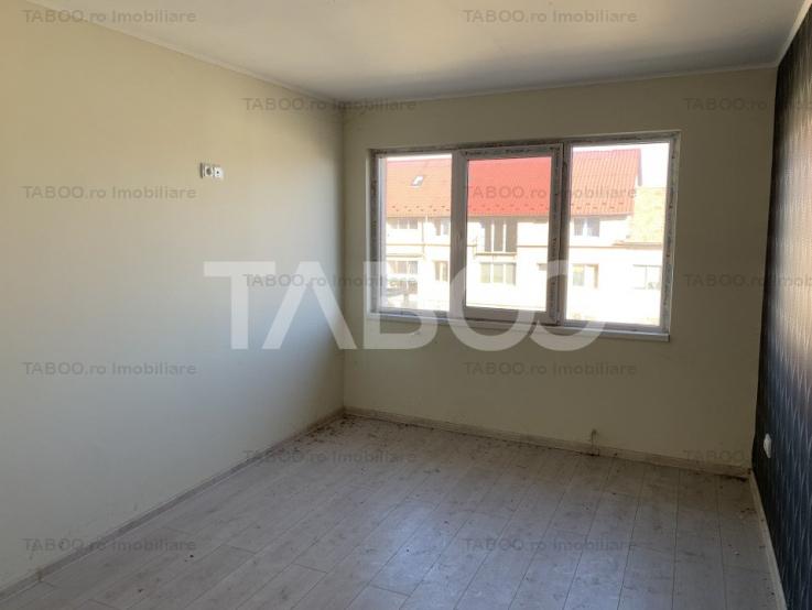 Apartament decomandat 4 camere 86 mpu 2 bai zona Mihai Viteazu Sibiu