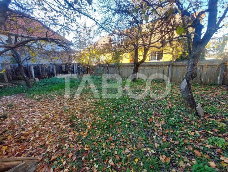 Casa tip duplex de vanzare cu teren 455 mp zona Calea Poplacii